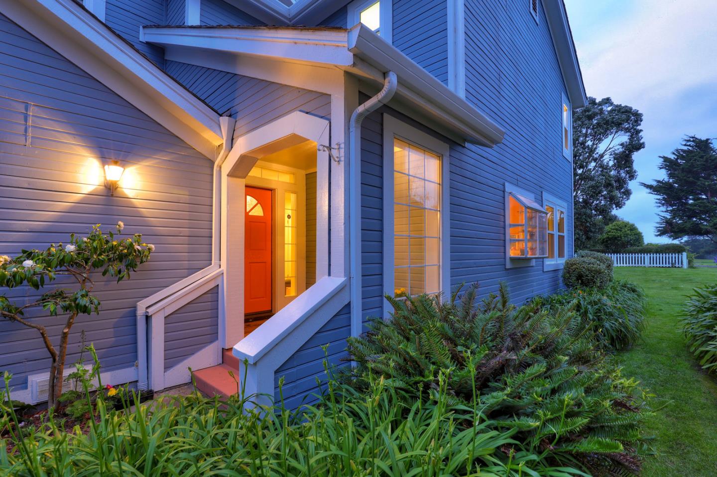 4 Muirfield Road Half Moon Bay, CA 94019 - Photo 2 of 40 a view of a house with a yard