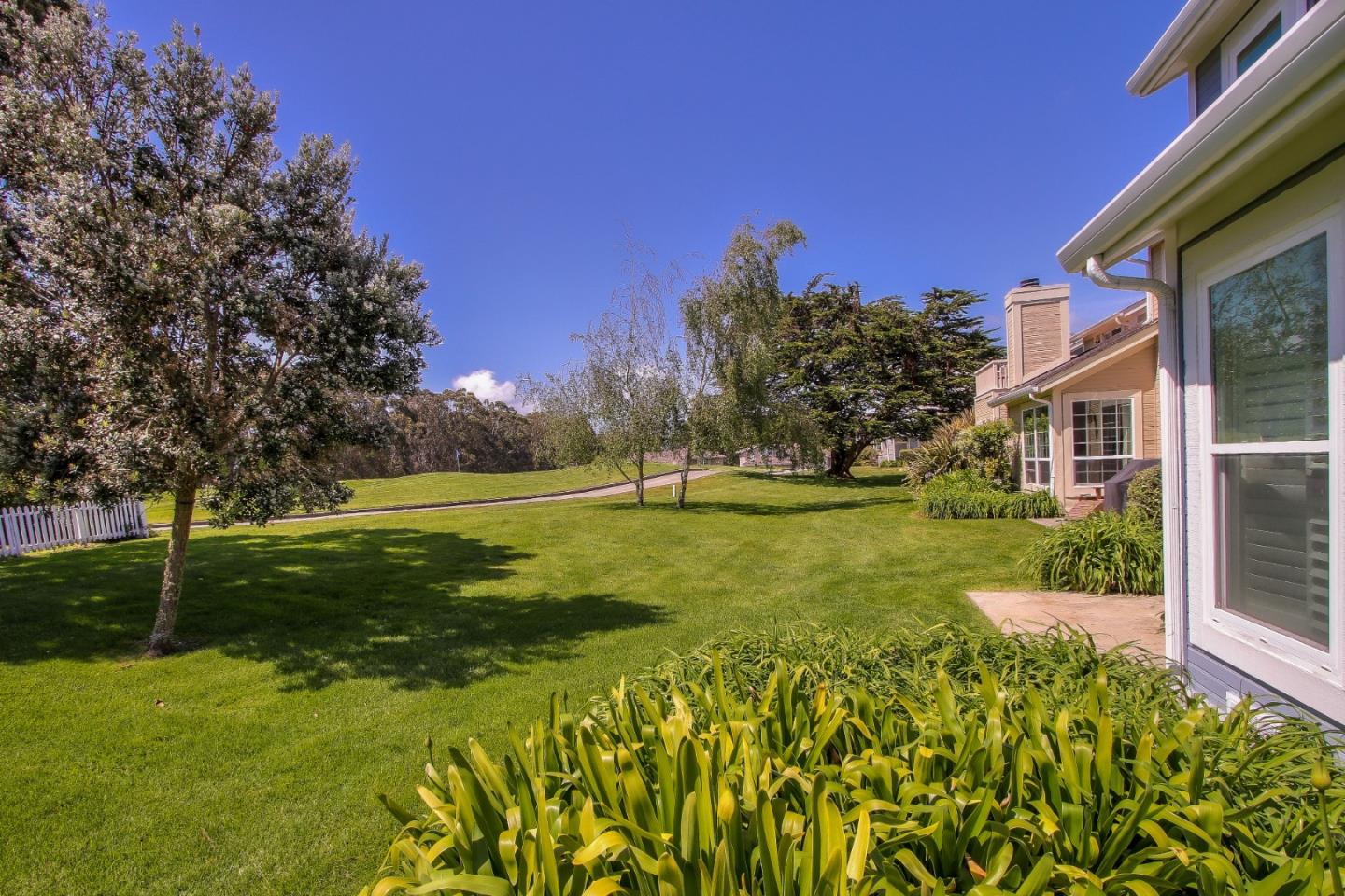4 Muirfield Road Half Moon Bay, CA 94019 - Photo 24 of 40 a view of a park with large trees