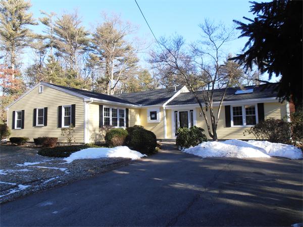 820 Locust Street Raynham, MA 02767 - Photo 1 of 28 Gallery Image 1