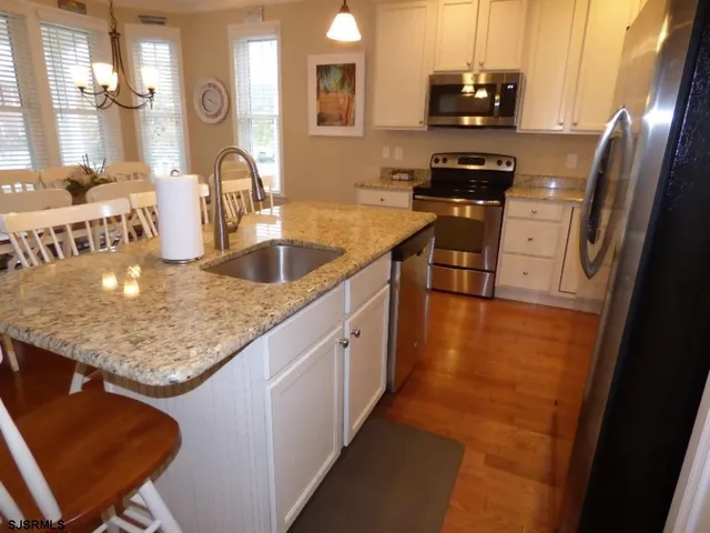 $2,500 | 857 St Charles Place, Unit A, Ocean City, NJ 08226