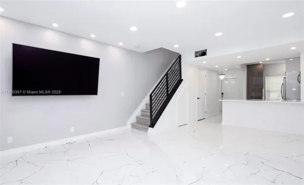 $2,950 | 16697 Hemingway Drive, Unit 16697, Weston, FL 33326
