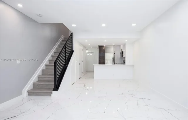 a view of entryway and hall