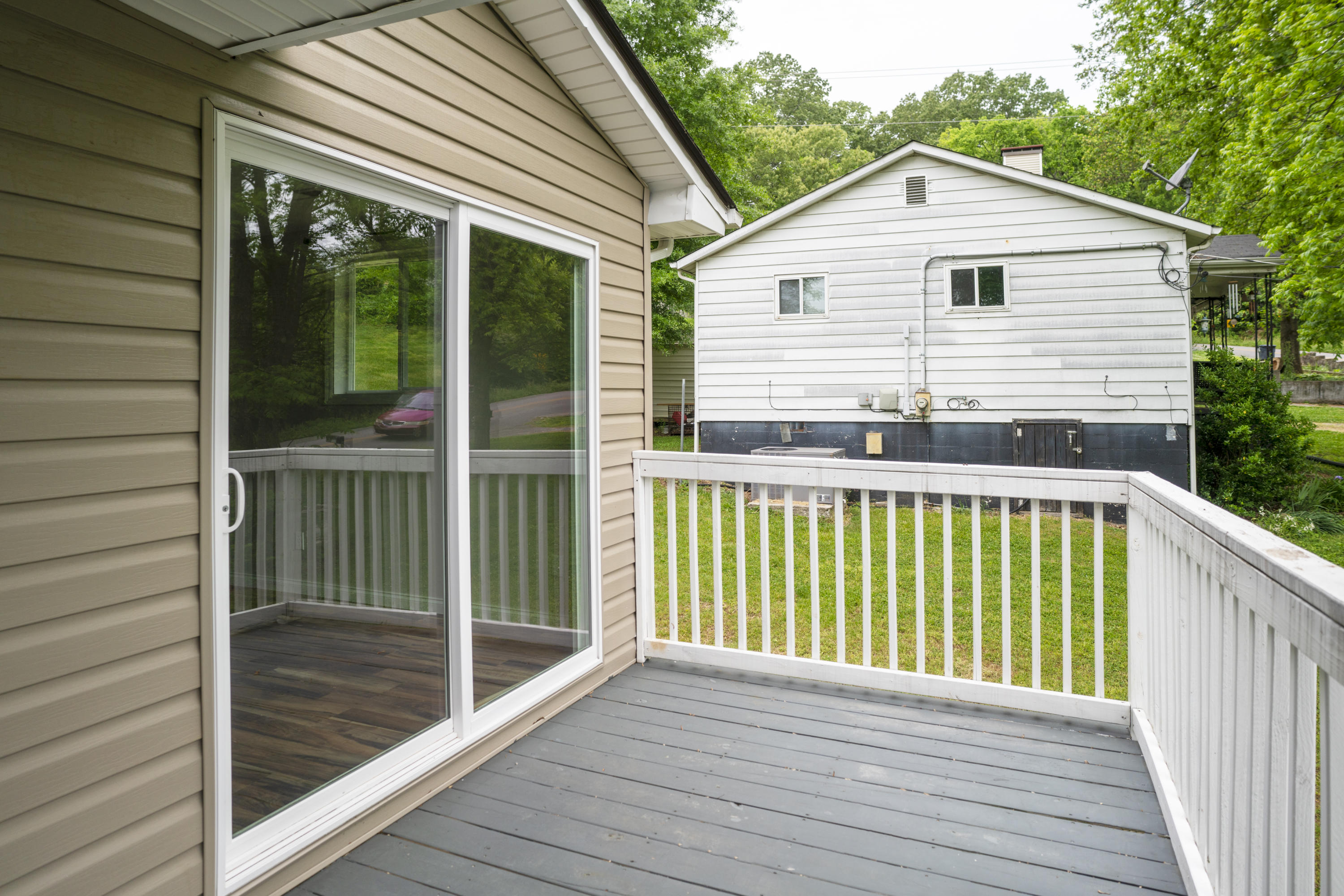 3432 Bennett Road, Unit 12 & 13 Chattanooga, TN 37412 - Photo 4 of 23 Front Porch
