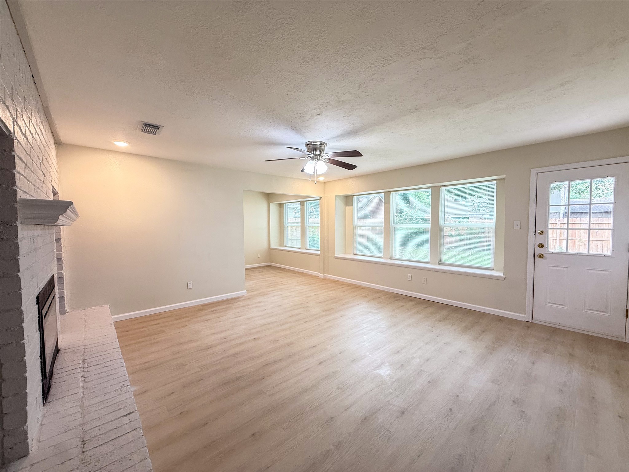 4251 Rosegate Drive Spring, TX 77373 - Photo 6 of 15