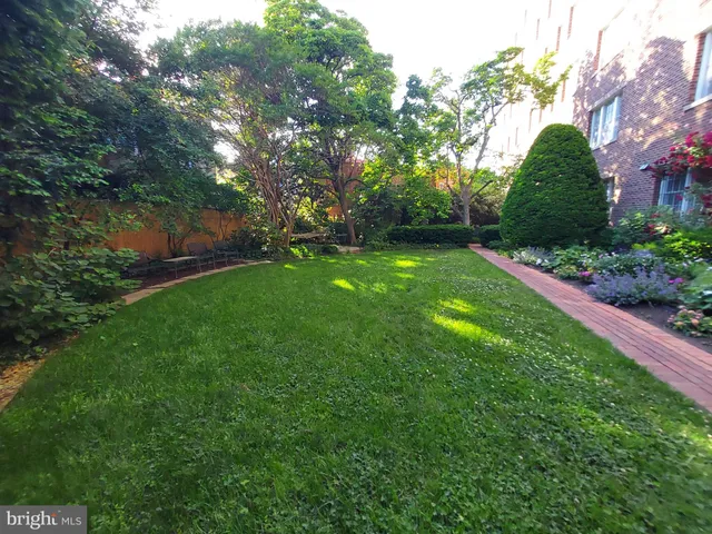 $739,500 | 1661 Crescent Place Northwest, Unit 102, Washington, DC 20009