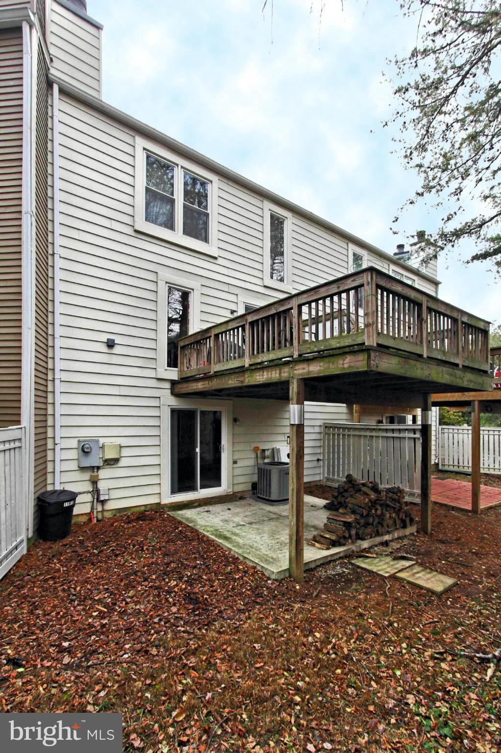11912 Crosswind Court Reston, VA 20194 - Photo 18 of 19 Exterior (Rear)