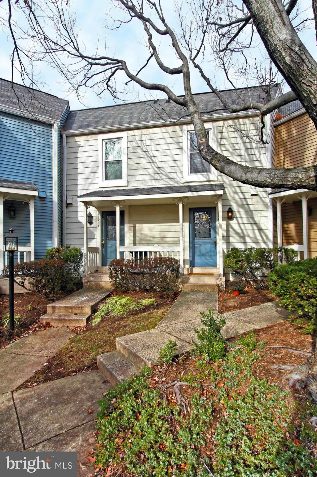 11912 Crosswind Court Reston, VA 20194 - Photo 19 of 19 Exterior (Front)