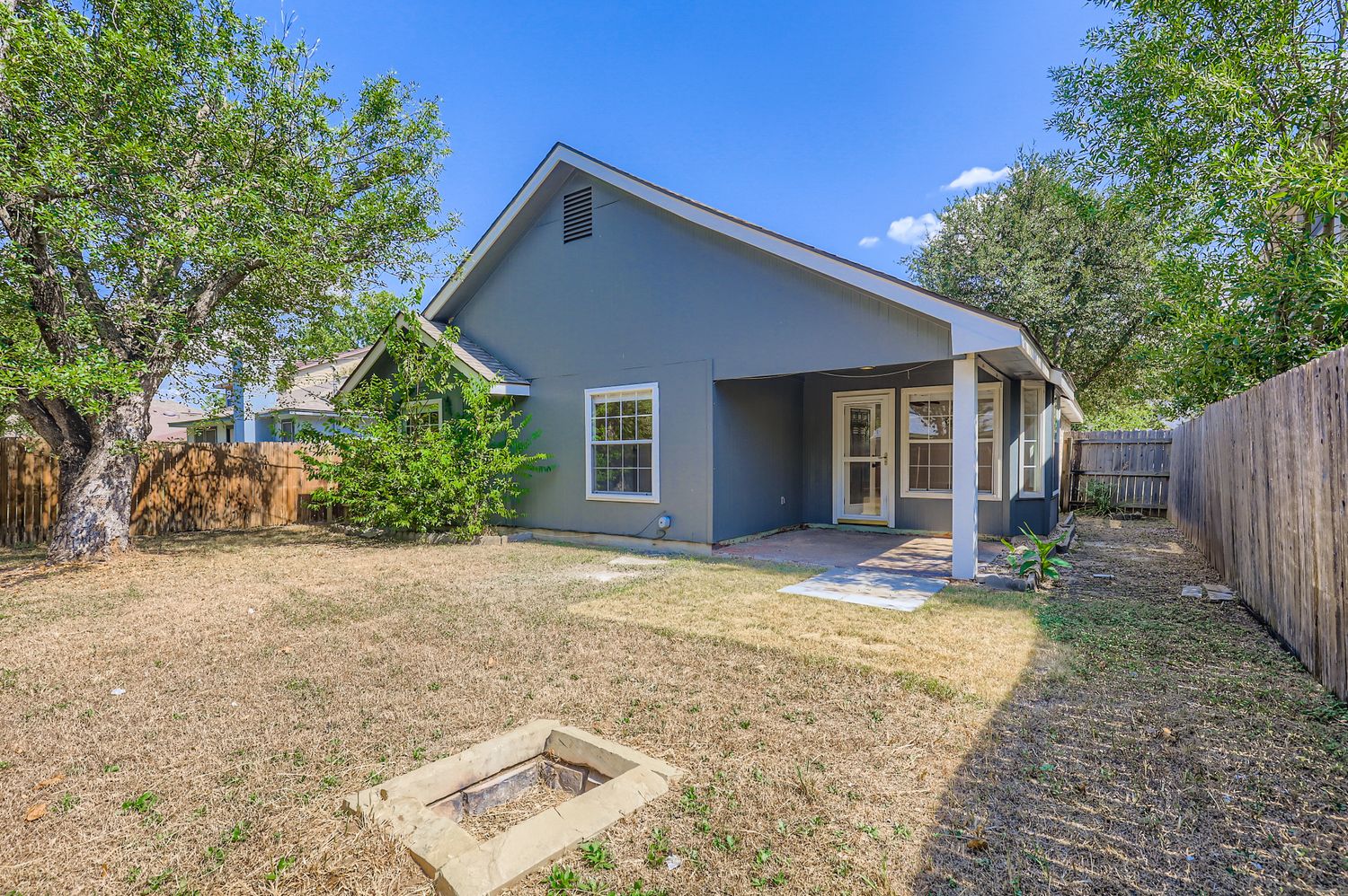 1708 Rusty Nail Loop Round Rock, TX 78681 - Photo 11 of 13 front view of a house with a yard