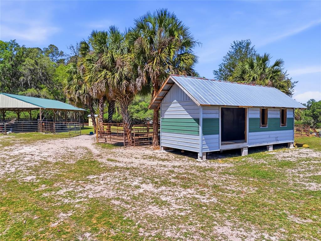 22130 Northwest 75th Avenue Road Micanopy, FL 32667 - Photo 41 of 52
