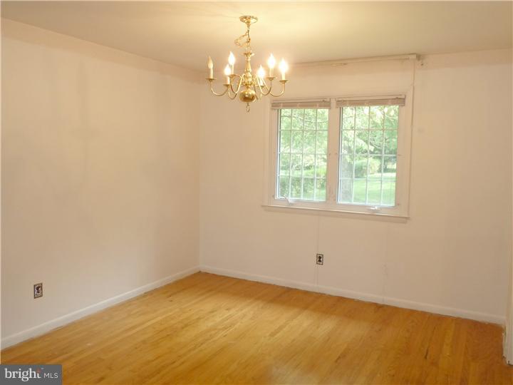 523 North Whitford Road Exton, PA 19341 - Photo 6 of 14 Gallery Image 6
