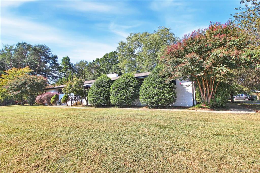 3399 Pleasant Road Fort Mill, SC 29708 - Photo 27 of 48 a view of an outdoor space and a yard