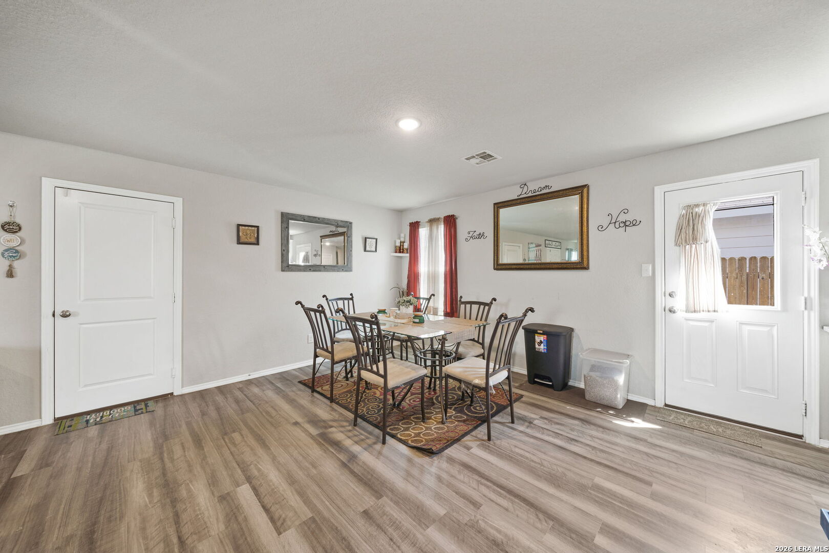 4242 Volcano Way San Antonio, TX 78237 - Photo 13 of 23