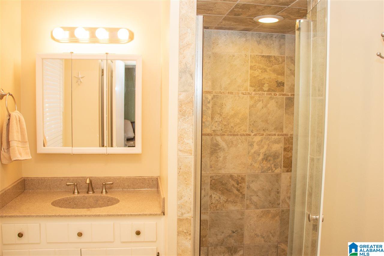 1426 Tropical Lane Alabaster, AL 35007 - Photo 19 of 36