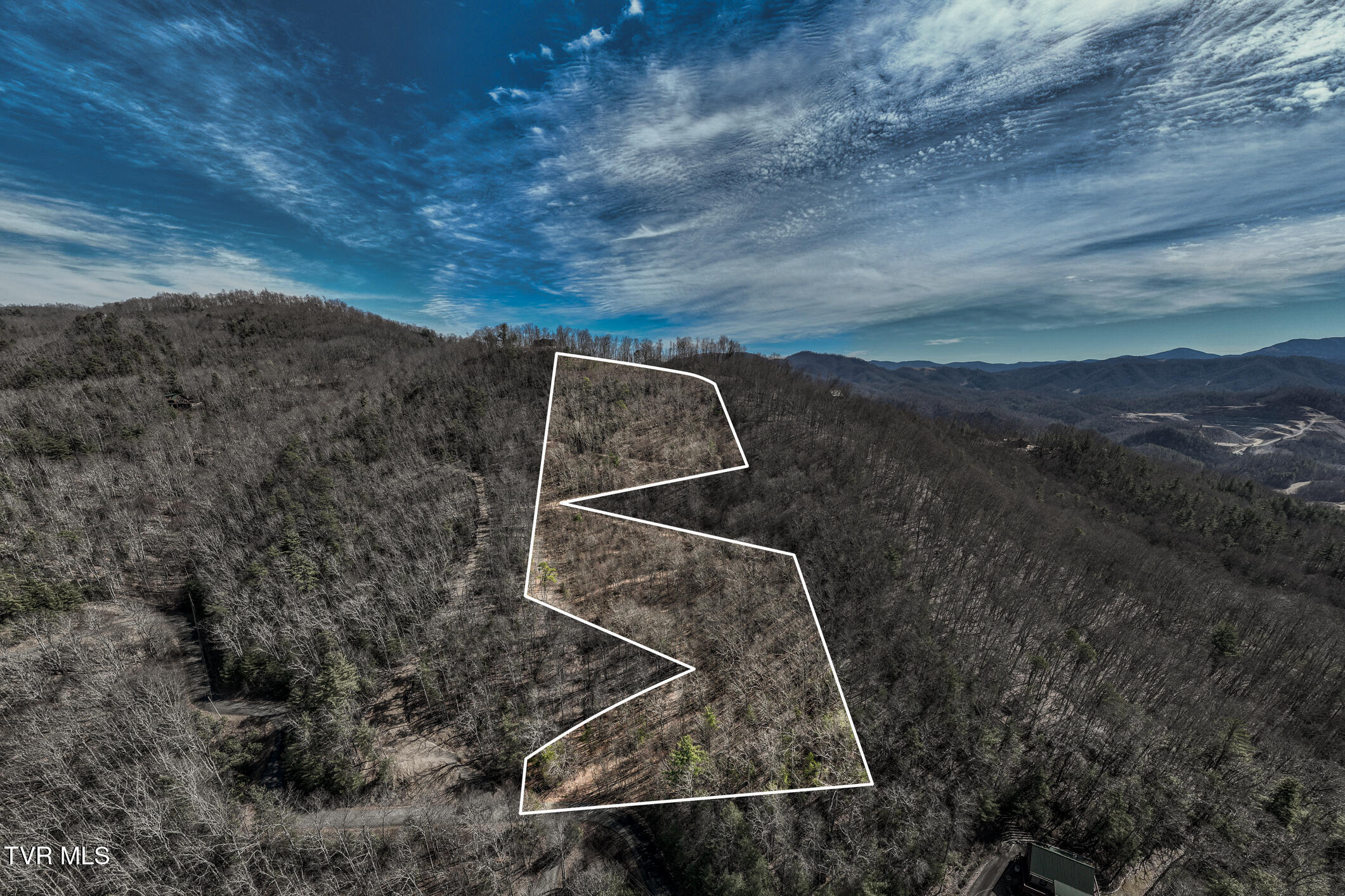 Tbd Iroquois Road, Unit 8 Mountain City, TN 37683 - Photo 10 of 12 TBD Callalantee (4 of 10)