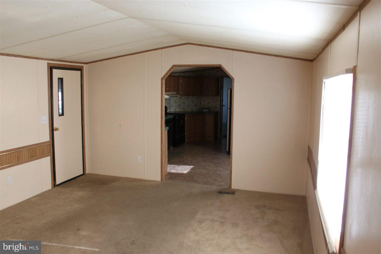2160 Hanover Road, Unit 27 Gettysburg, PA 17325 - Photo 10 of 18