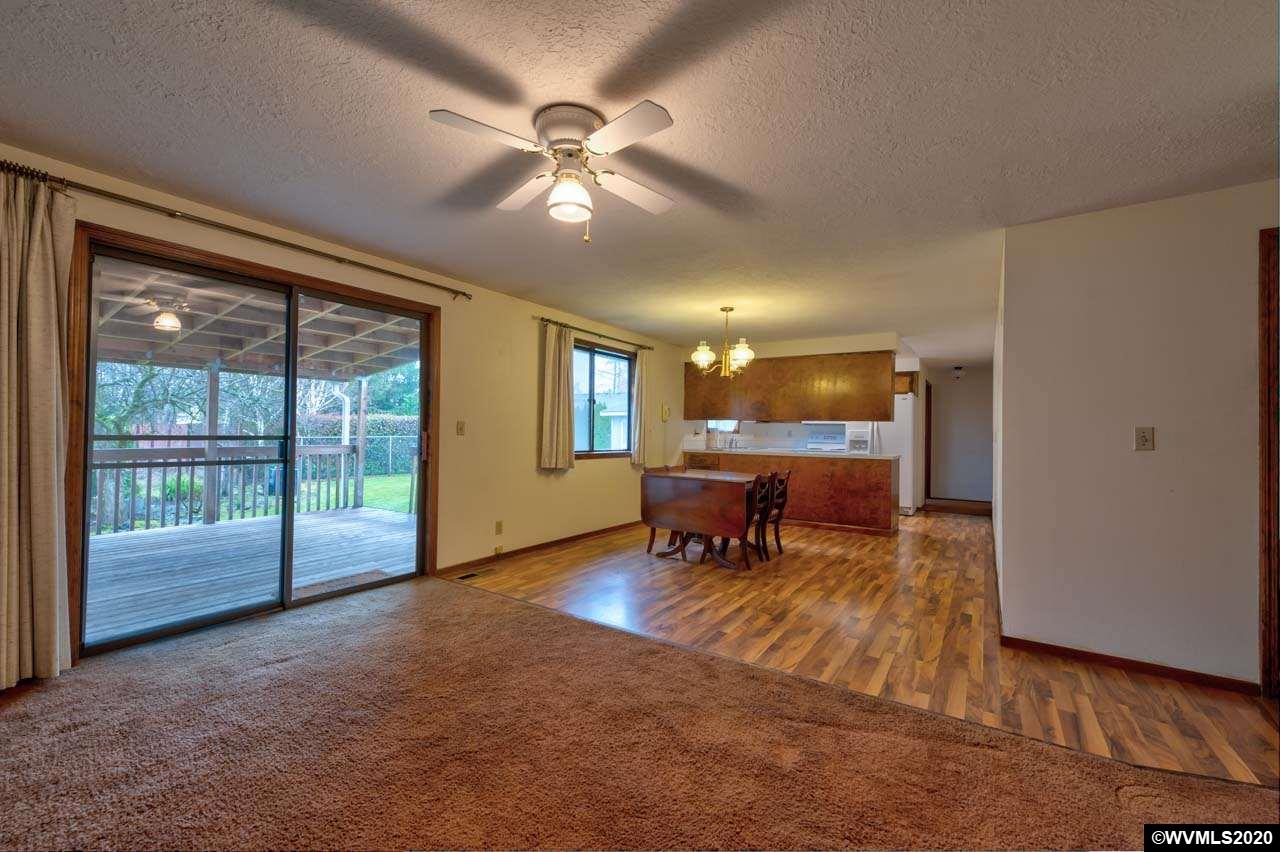 4964 Swegle Road Northeast Salem, OR 97301 - Photo 14 of 32
