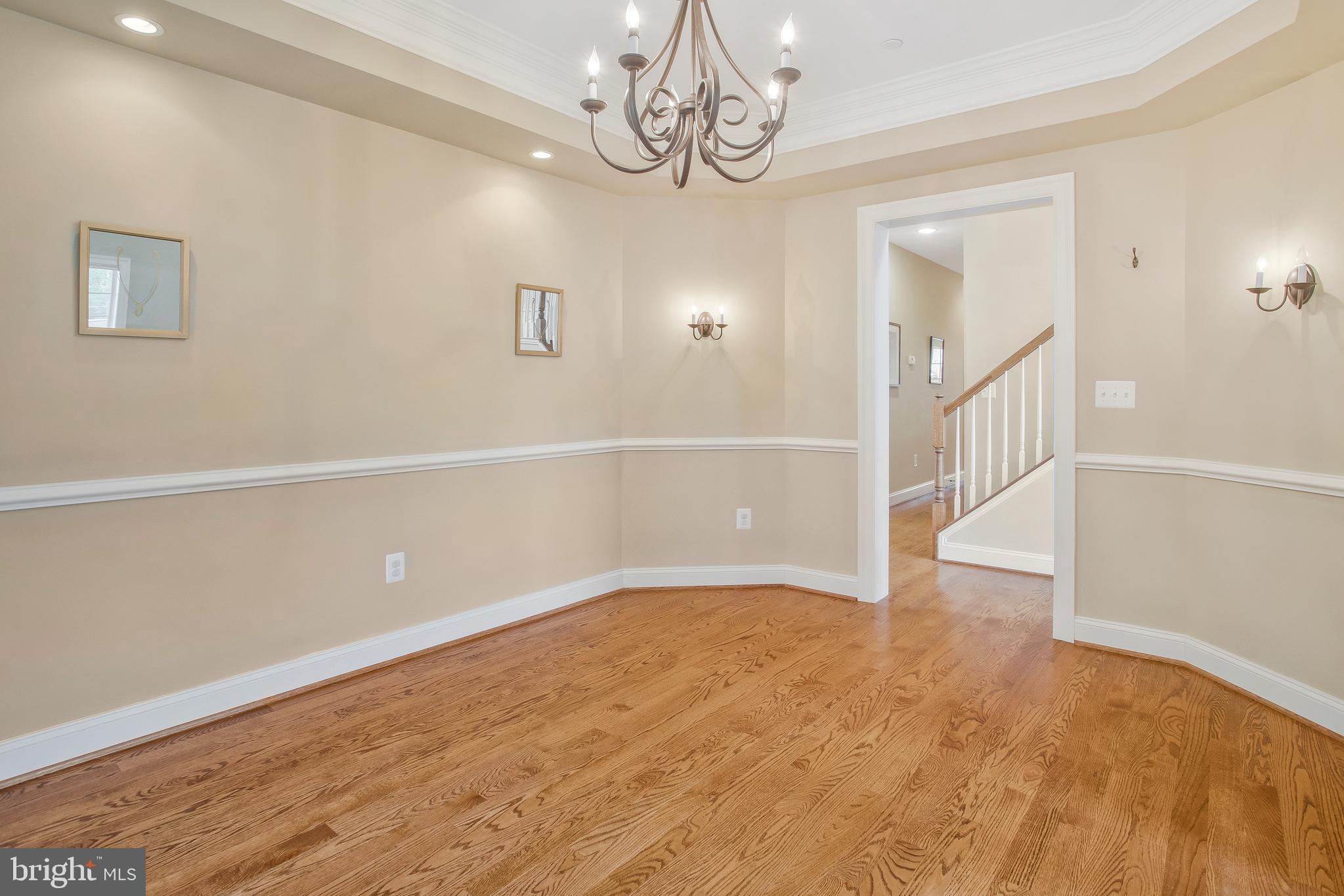 8910 Old Frederick Road Ellicott City, MD 21043 - Photo 14 of 75