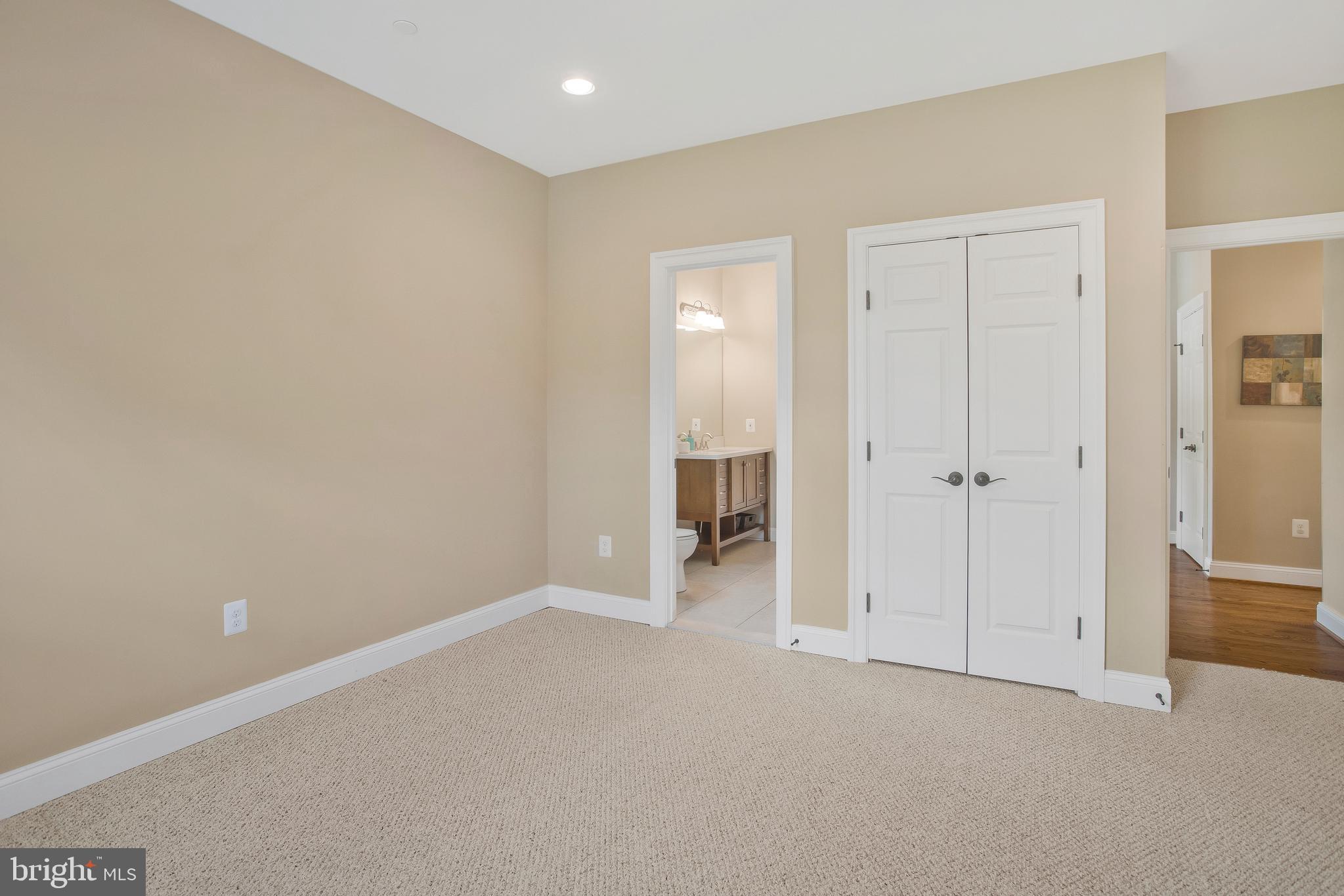 8910 Old Frederick Road Ellicott City, MD 21043 - Photo 25 of 75