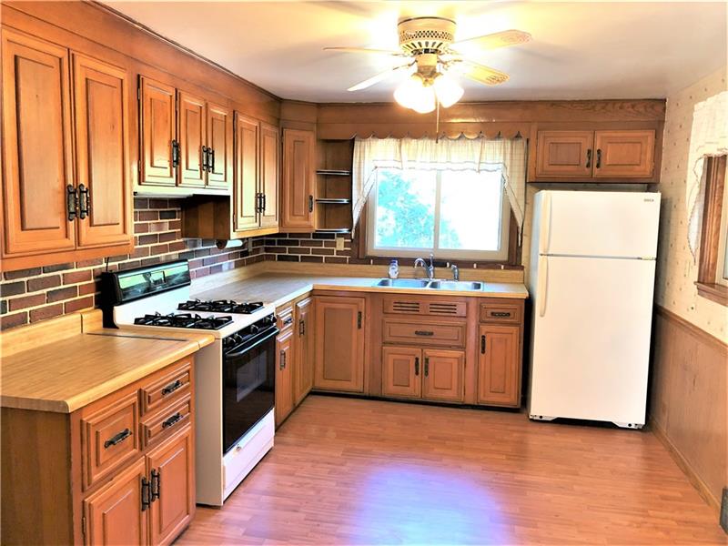 2069 Mercer Road New Brighton, PA 15066 - Photo 3 of 25 Gallery Image 3