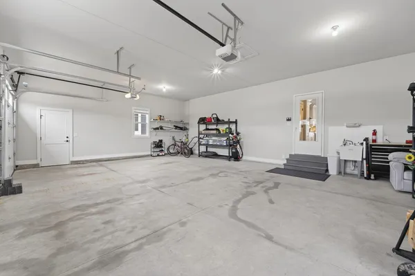 $725,000 | 6569 Norski Court, Windsor, WI 53598