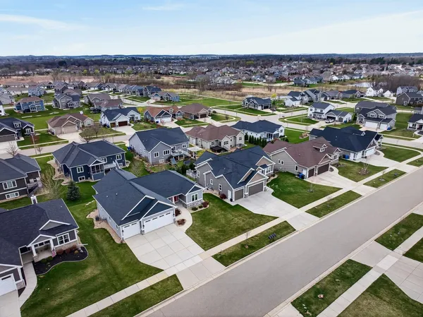 $725,000 | 6569 Norski Court, Windsor, WI 53598