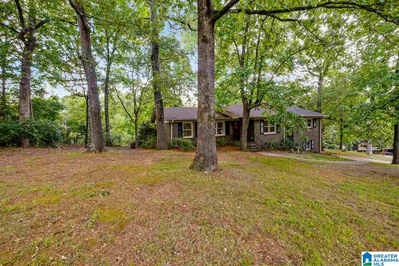 208 29th Avenue Northwest Center Point, AL 35215 - Photo 2 of 27