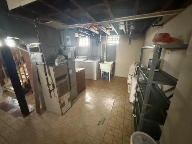 $169,000 | 22430 Nowlin Street, Dearborn, MI 48124