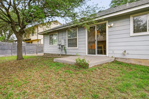 $3,400 | 1182 Waller Street, Austin, TX 78702