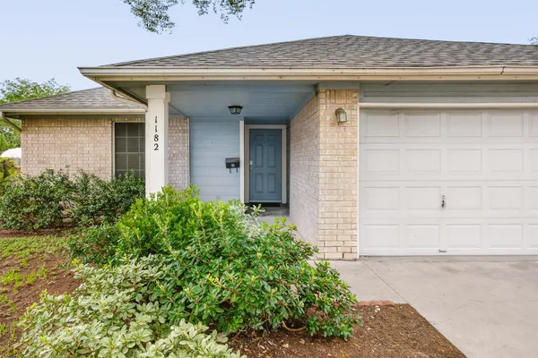 $3,400 | 1182 Waller Street, Austin, TX 78702