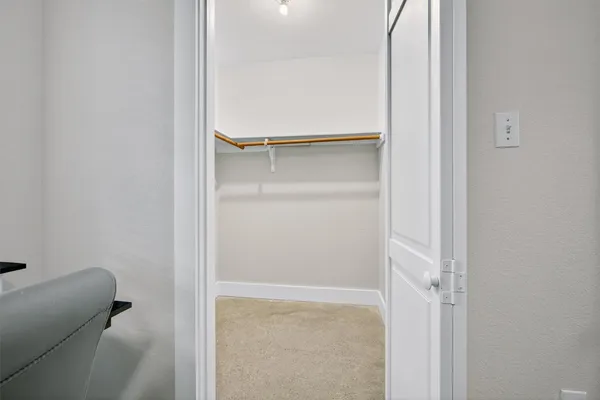 $3,400 | 1182 Waller Street, Austin, TX 78702