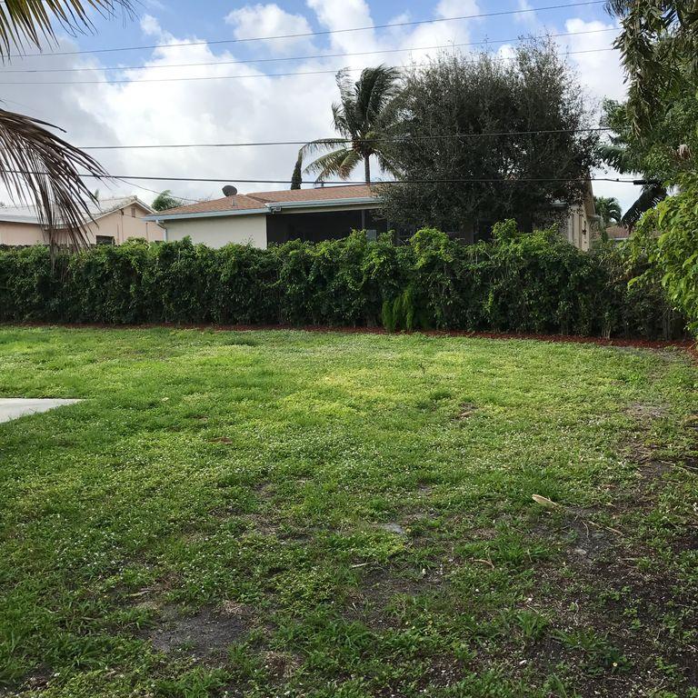 4799 Northwest 4th Avenue Boca Raton, FL 33431 - Photo 5 of 27 IS2v8amf0bch8q0000000000