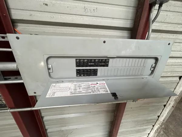 $21 | 806 Old Dixie Highway, Unit 1, Lake Park, FL 33403