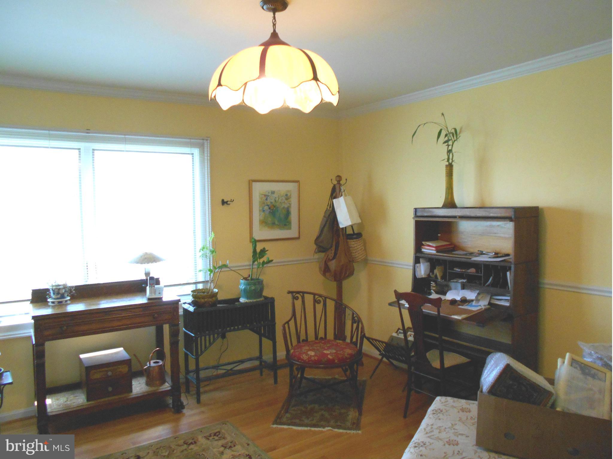 1902 Ridgewood Court Hampstead, MD 21074 - Photo 11 of 24 EXTRA MAIN LEVEL RM. DEN/OFFICE 4TH BR?
