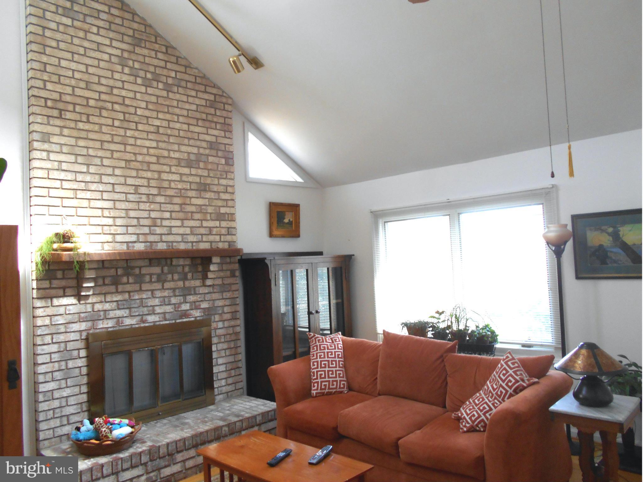 1902 Ridgewood Court Hampstead, MD 21074 - Photo 7 of 24 CATHEDRAL CEILING
