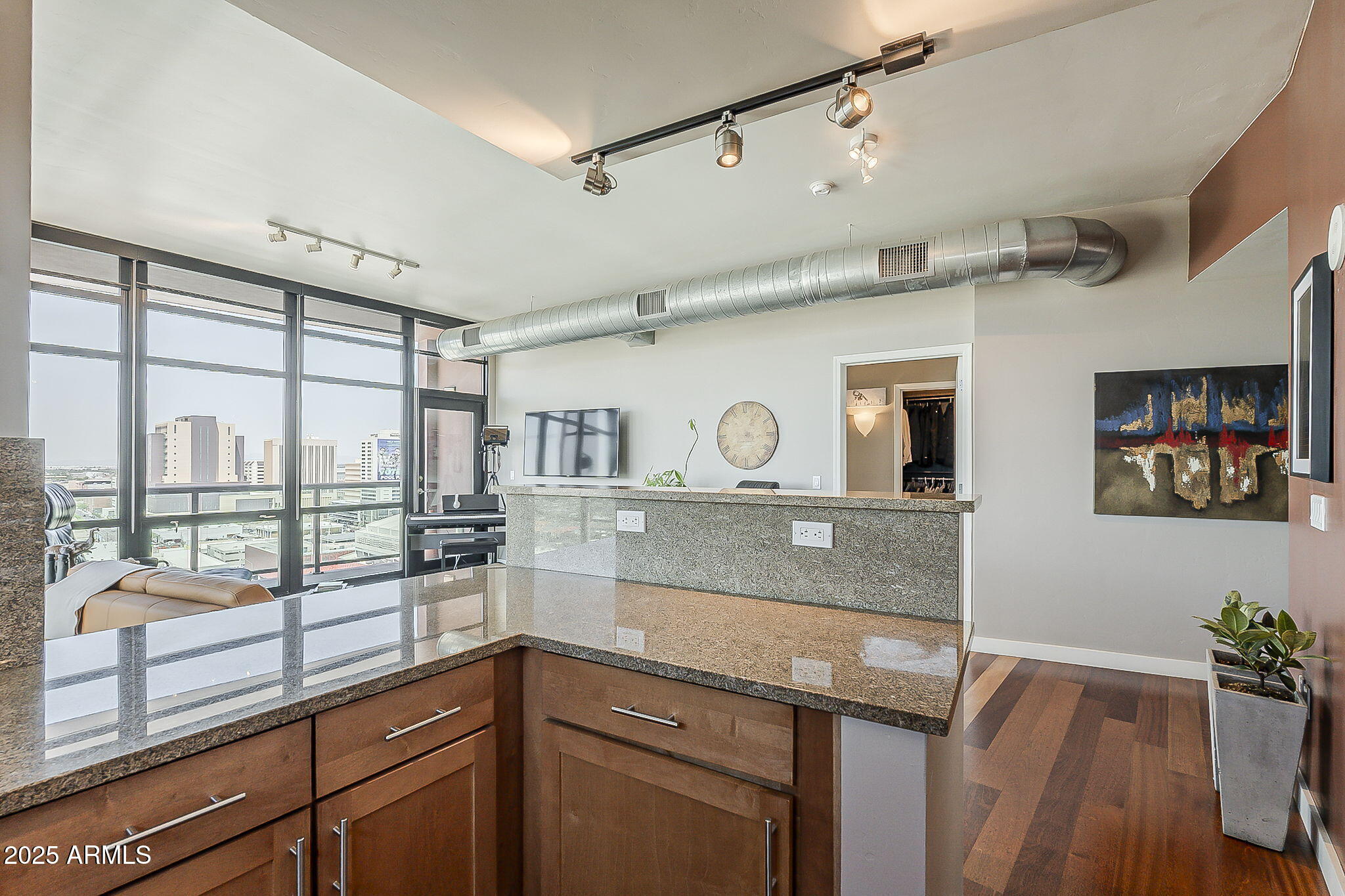 310 South 4th Street, Unit 1601 Phoenix, AZ 85004 - Photo 14 of 55 15-web-or-mls-4th St-15