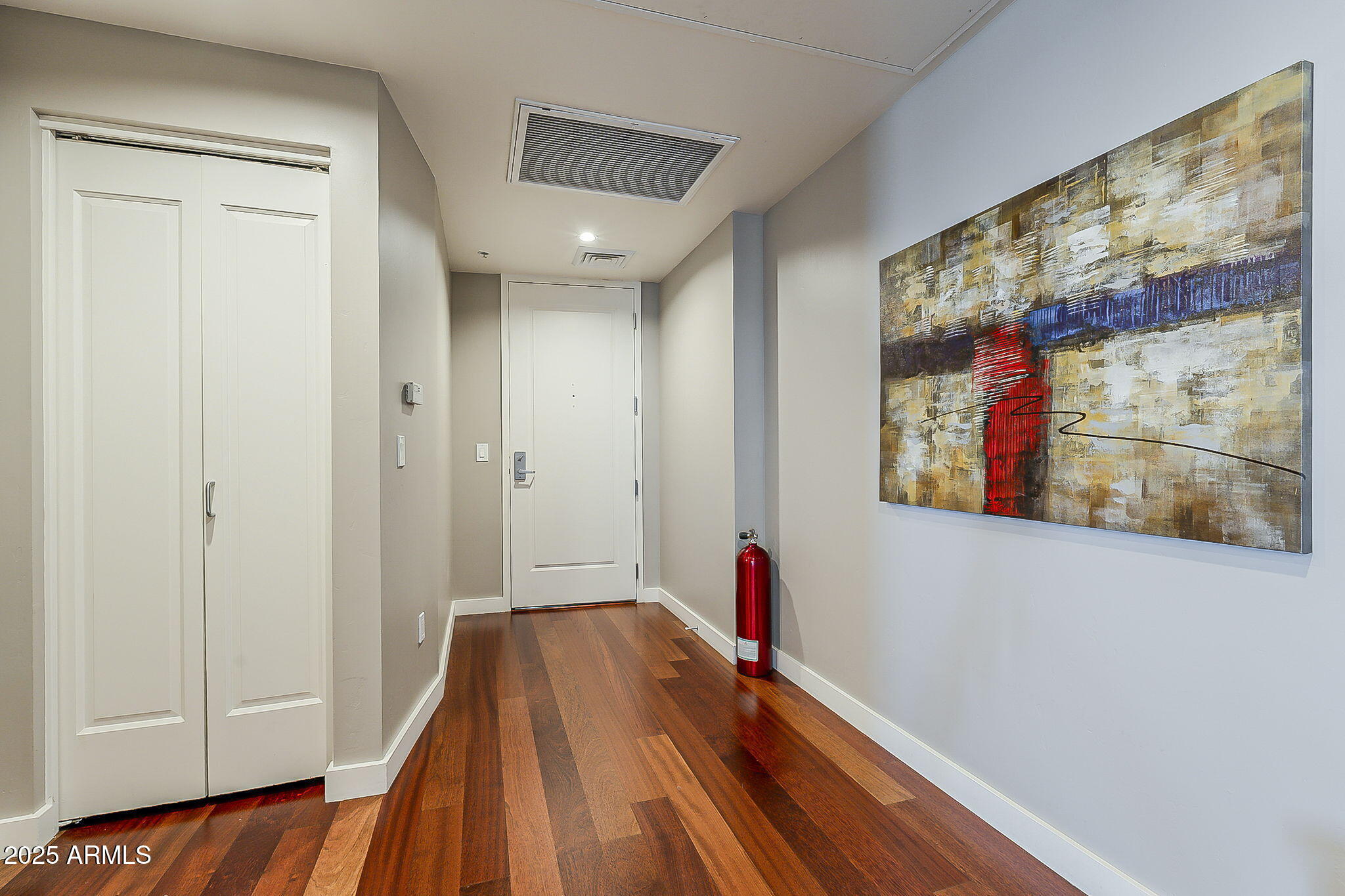 310 South 4th Street, Unit 1601 Phoenix, AZ 85004 - Photo 3 of 55 Entry