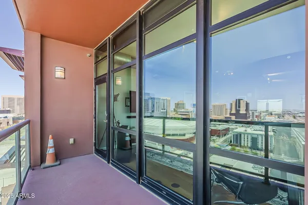 $549,104 | 310 South 4th Street, Unit 1601, Phoenix, AZ 85004
