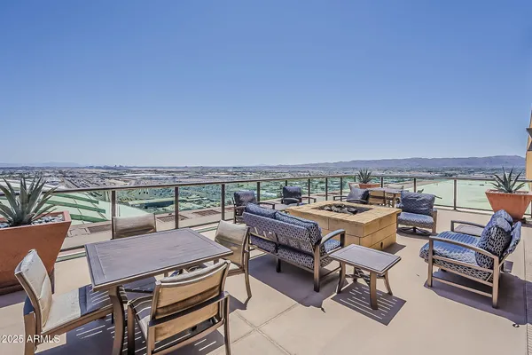 $549,104 | 310 South 4th Street, Unit 1601, Phoenix, AZ 85004