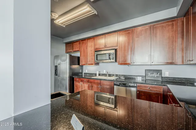 $558,104 | 310 South 4th Street, Unit 1601, Phoenix, AZ 85004