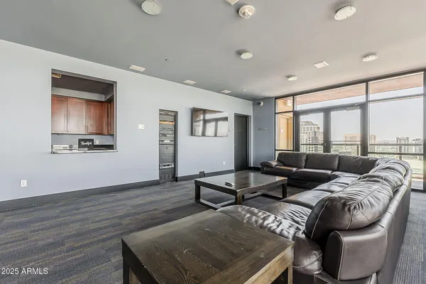 $549,104 | 310 South 4th Street, Unit 1601, Phoenix, AZ 85004