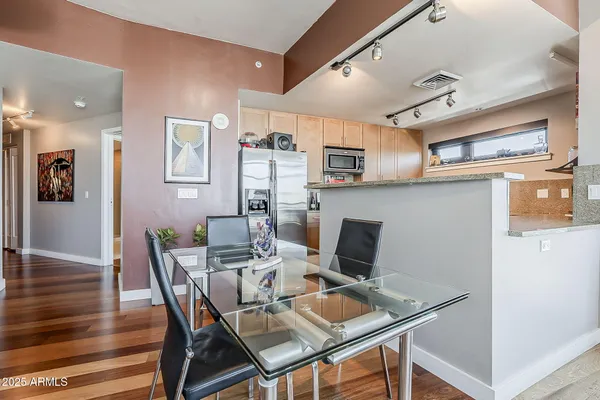$549,104 | 310 South 4th Street, Unit 1601, Phoenix, AZ 85004