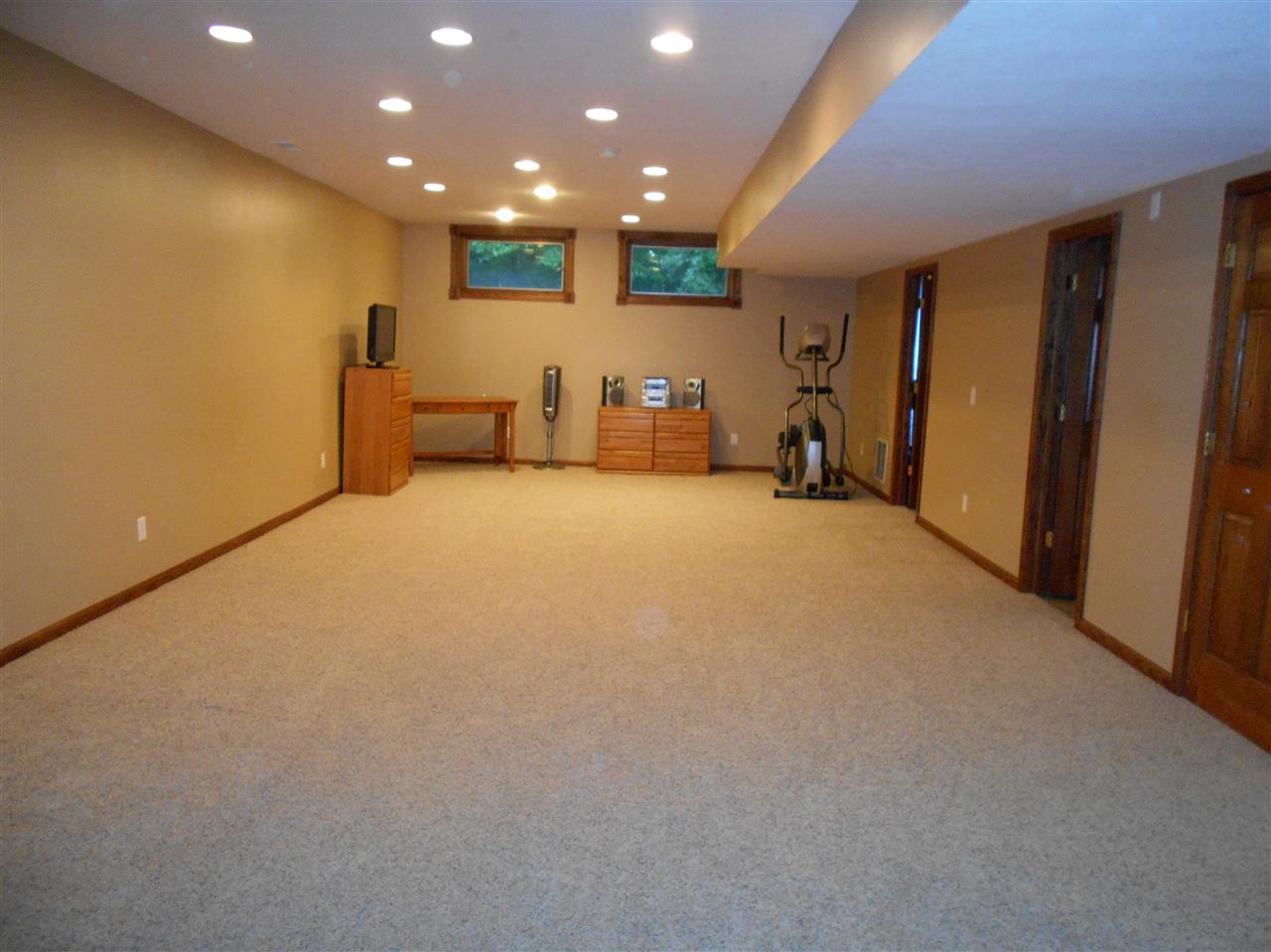 9730 Garman Road Leo, IN 46765 - Photo 16 of 24