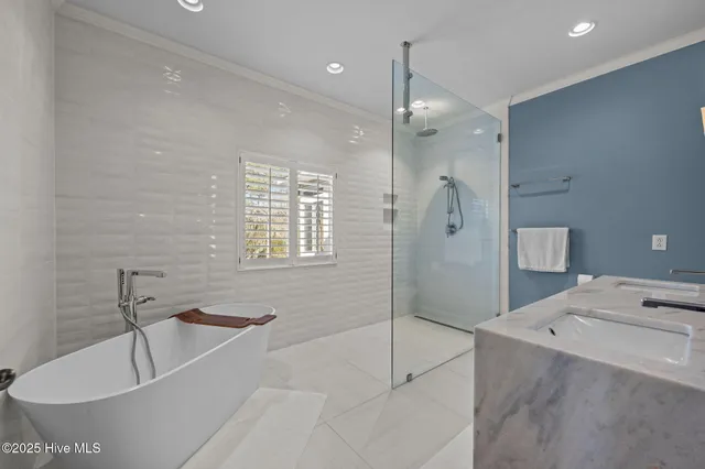 $850,000 | 2418 Turtle Bay Drive, New Bern, NC 28562