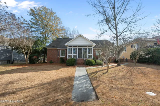 $850,000 | 2418 Turtle Bay Drive, New Bern, NC 28562