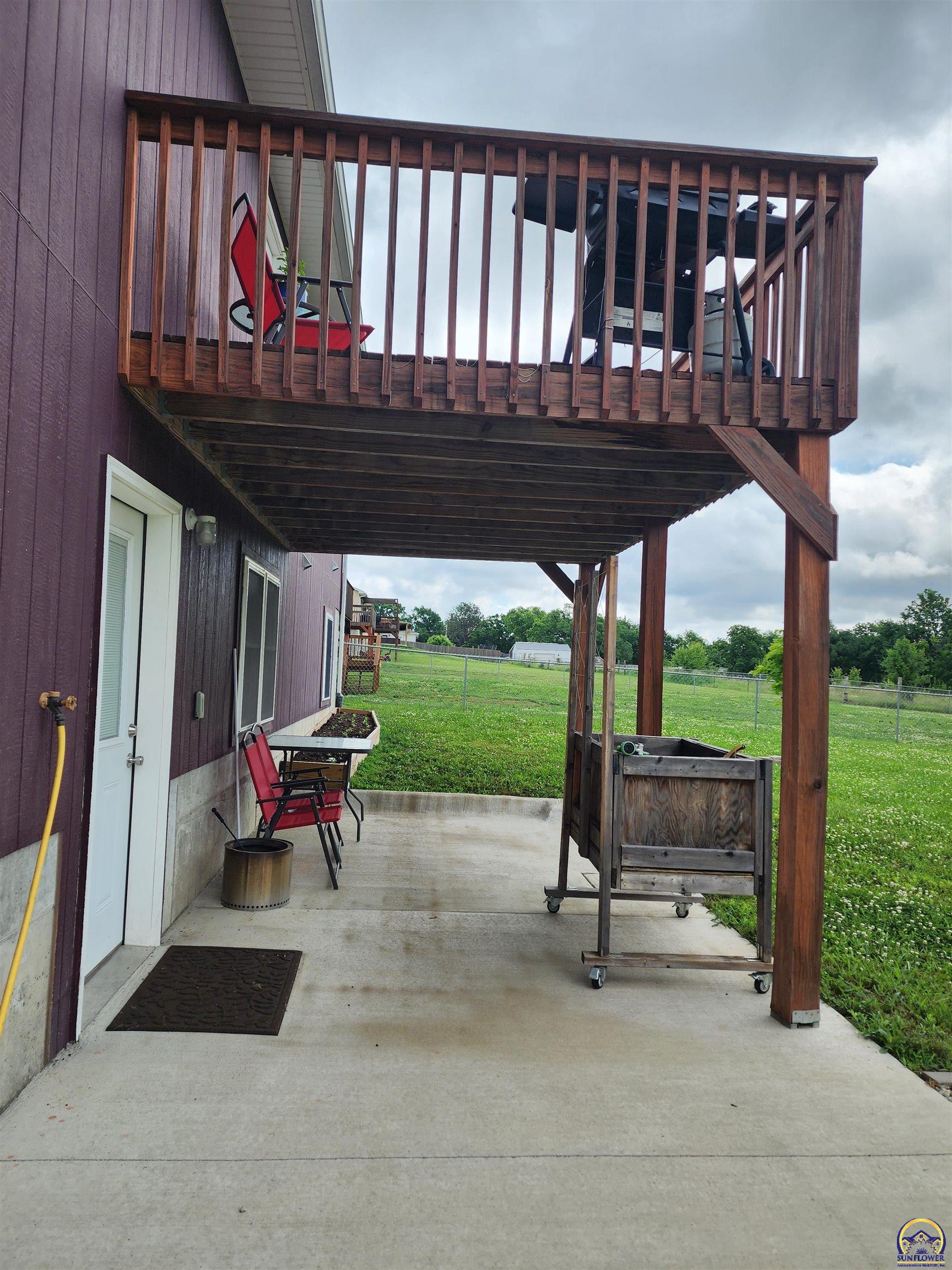 901 Riverside Court Emporia, KS 66801 - Photo 29 of 39