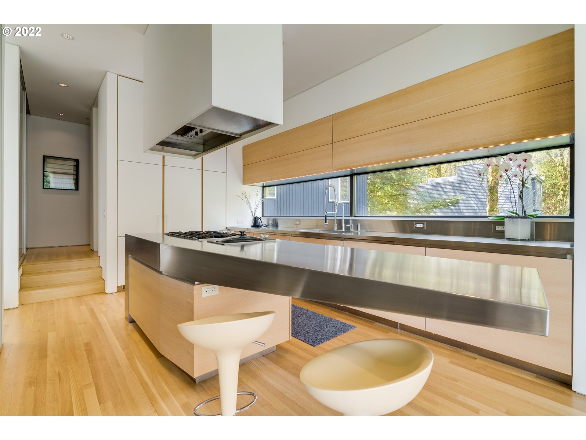 2952 Southwest Fairmount Boulevard Portland, OR 97239 - Photo 14 of 32 Gallery Image 14