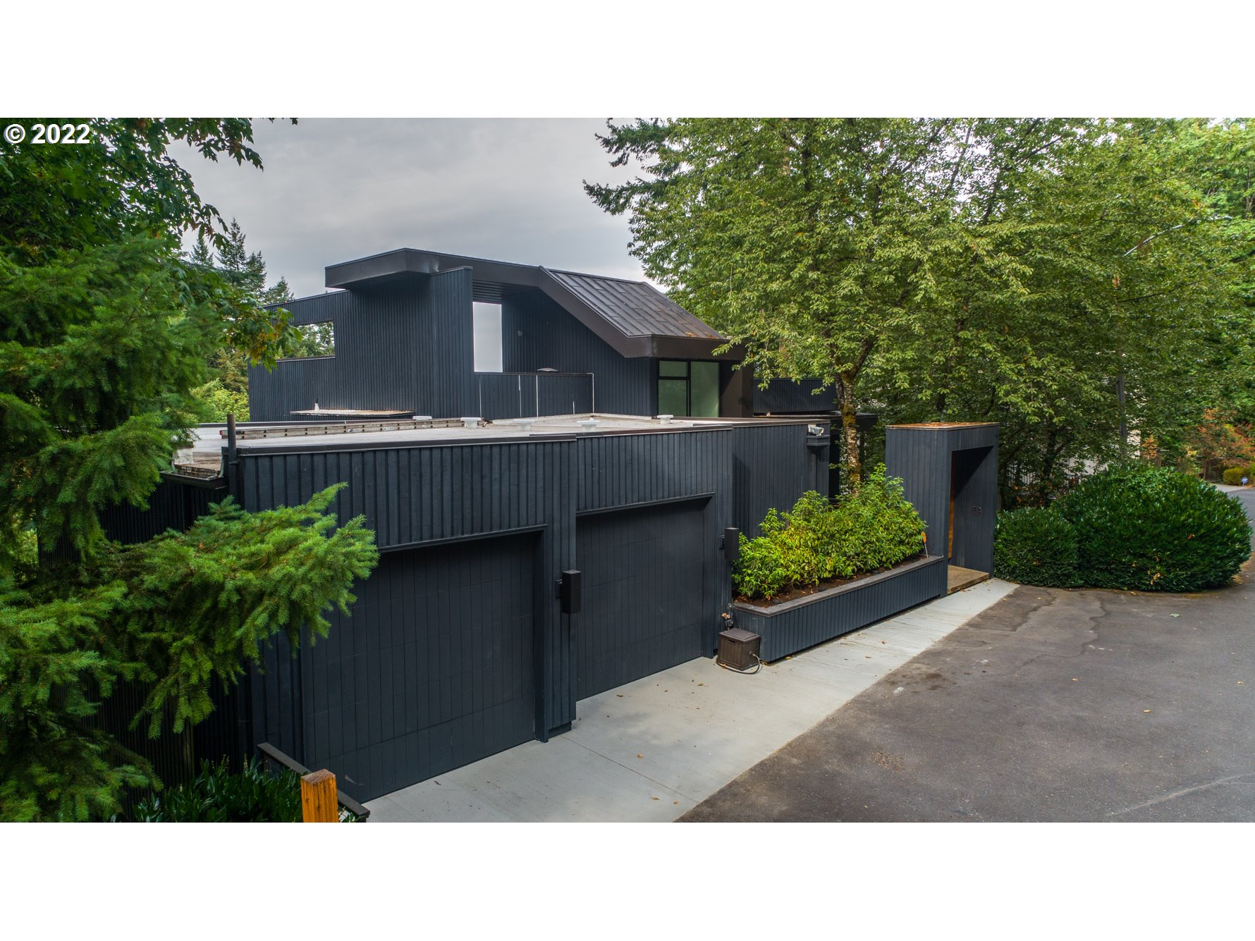 2952 Southwest Fairmount Boulevard Portland, OR 97239 - Photo 2 of 32 Gallery Image 2