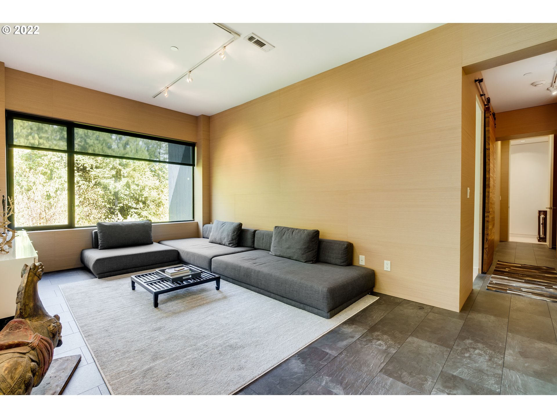 2952 Southwest Fairmount Boulevard Portland, OR 97239 - Photo 26 of 32 Gallery Image 26