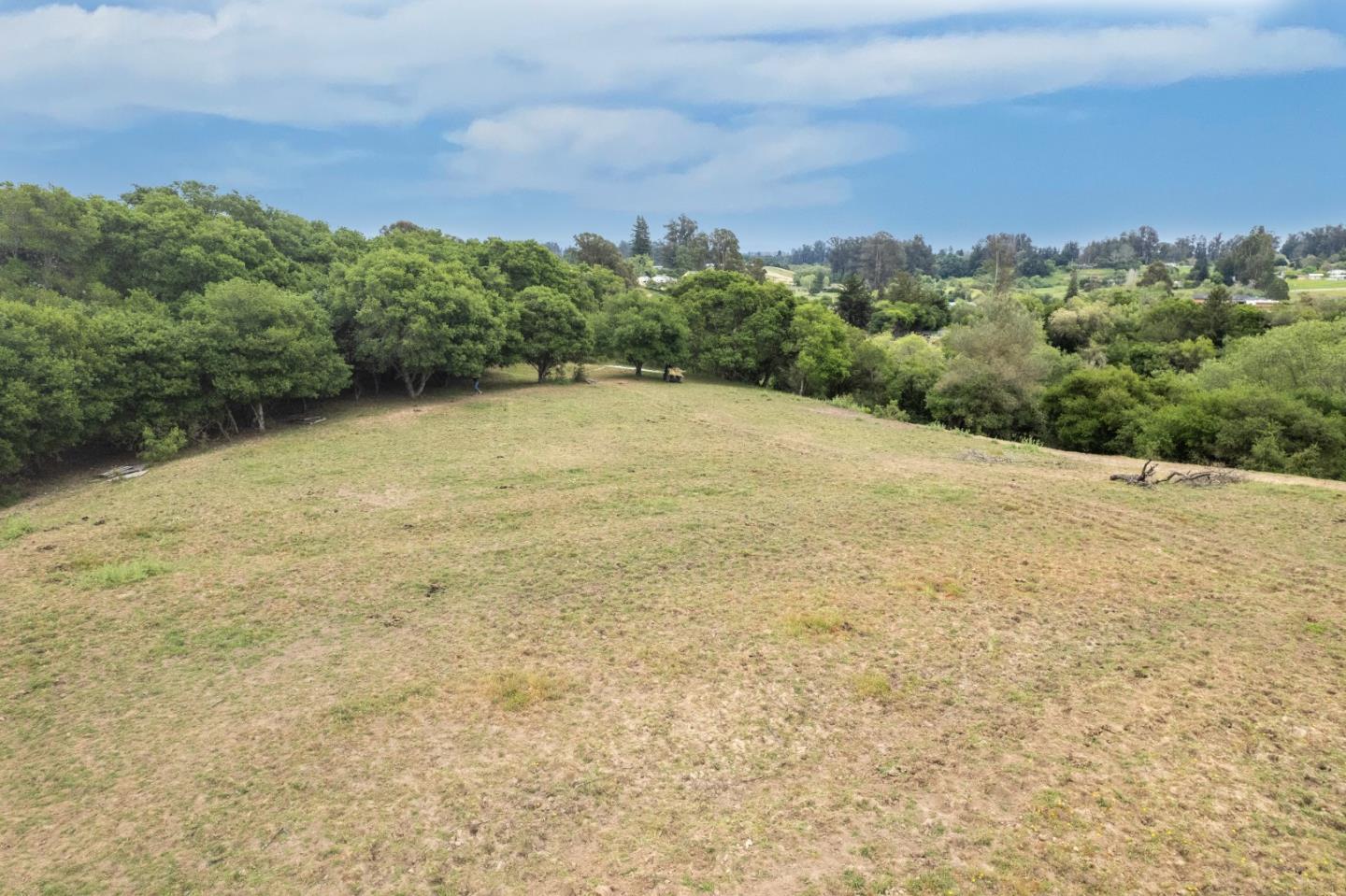 238 Pioneer Road Watsonville, CA 95076 - Photo 15 of 26 Gallery Image 15