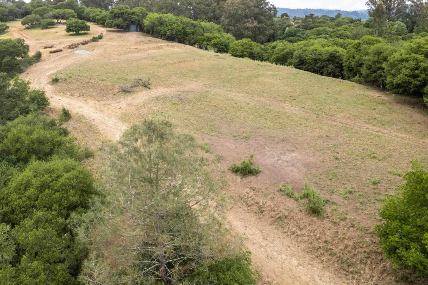 238 Pioneer Road Watsonville, CA 95076 - Photo 17 of 26 Gallery Image 17